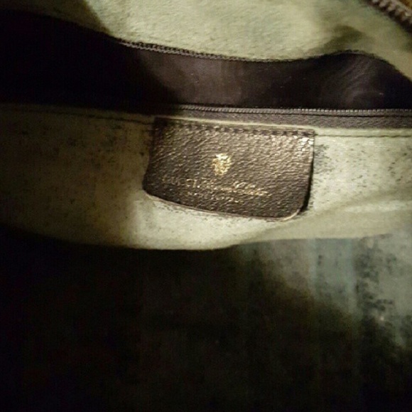 Authentic Monogram Gucci - Picture 3 of 3
